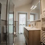 公寓 Monnaies 23 By Hili *