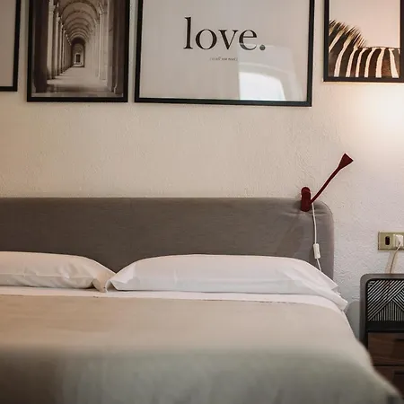 Monnaies 23 By Hili Appartement *