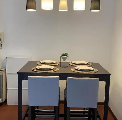 شقة Monnaies 23 By Hili *